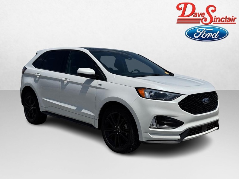 Ford Edge Vehicle Full-screen Gallery Image 04