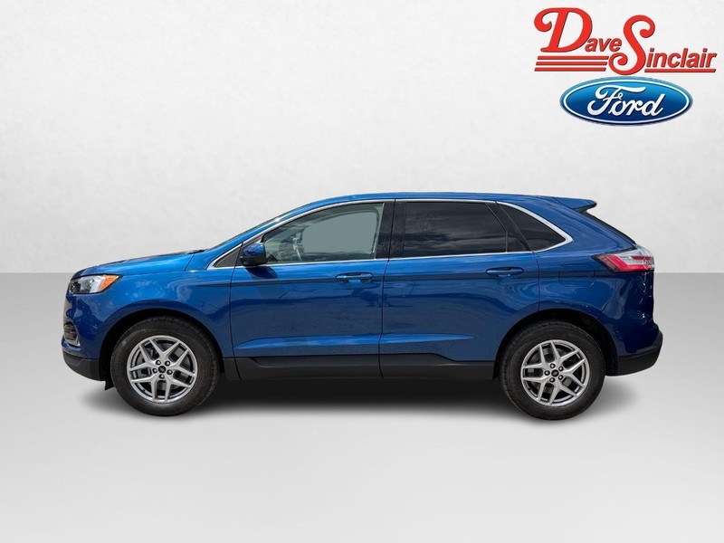 Ford Edge Vehicle Full-screen Gallery Image 10