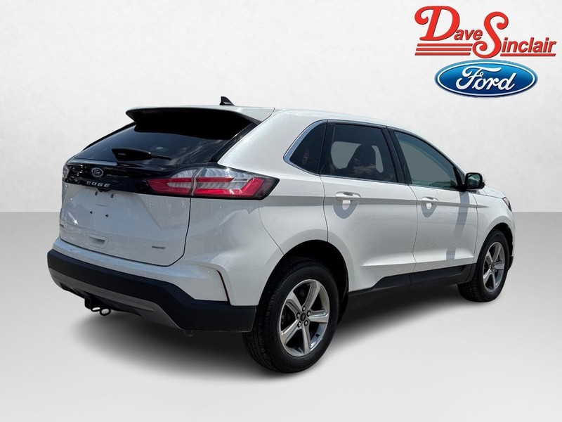 Ford Edge Vehicle Full-screen Gallery Image 07