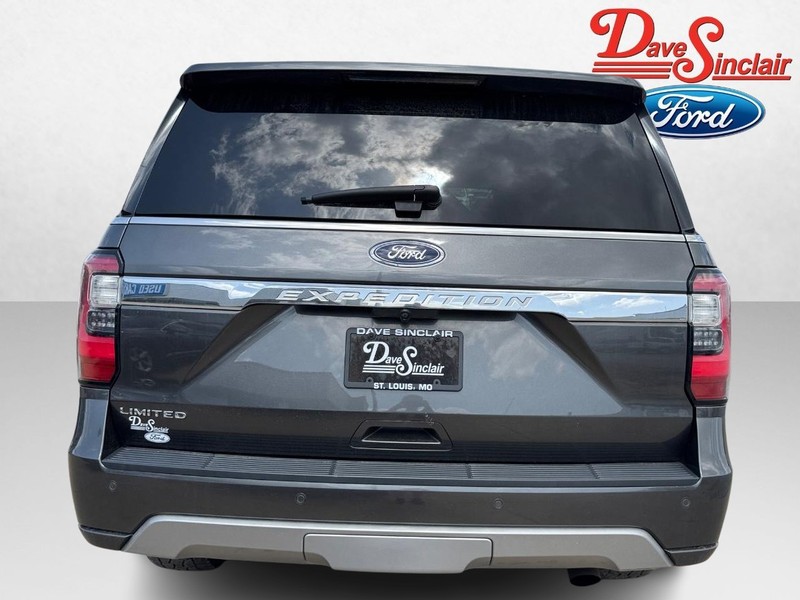Ford Expedition Vehicle Full-screen Gallery Image 08