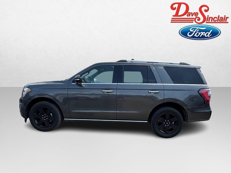 Ford Expedition Vehicle Full-screen Gallery Image 10