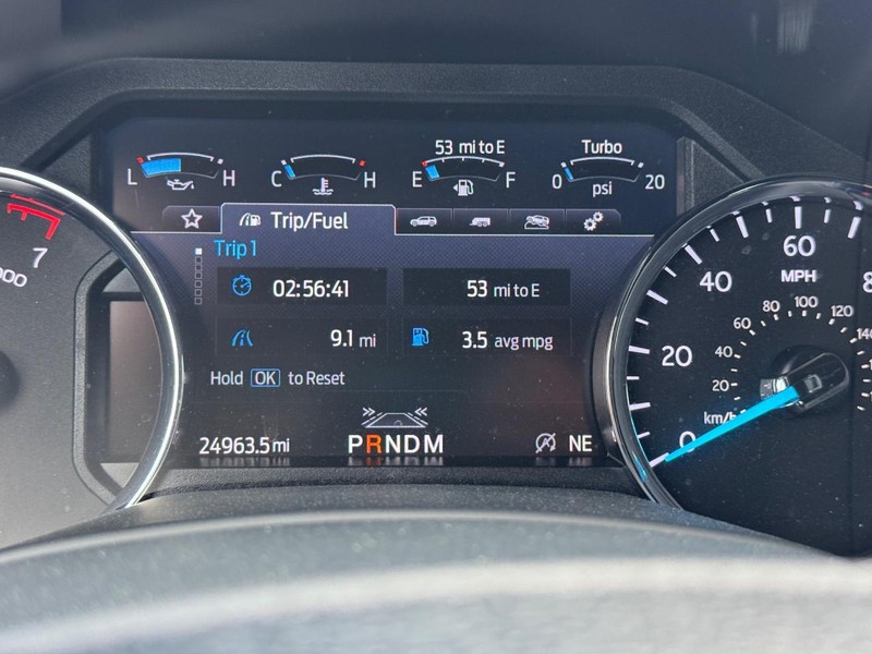 Ford Expedition Vehicle Full-screen Gallery Image 27