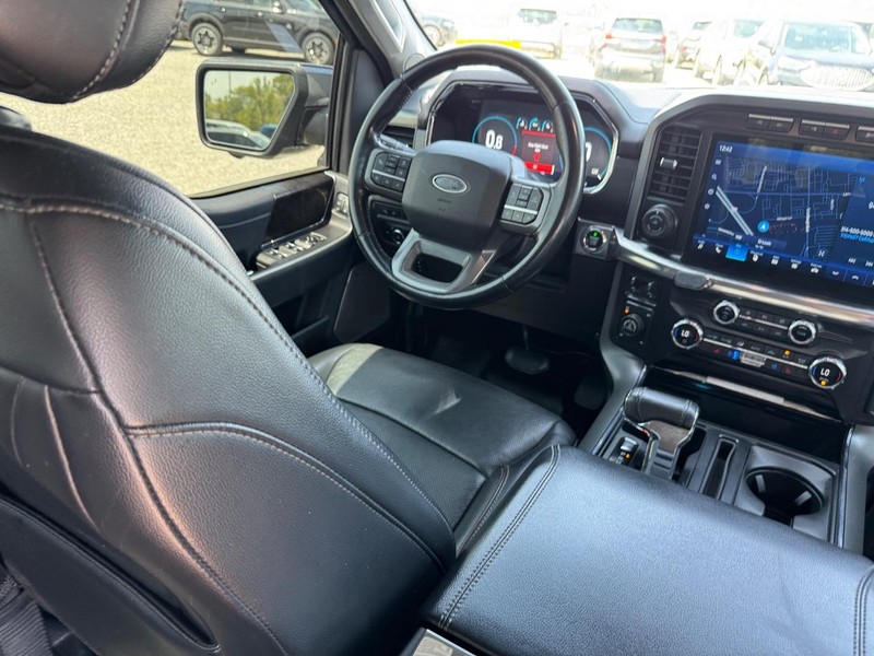 Ford F-150 Vehicle Full-screen Gallery Image 14