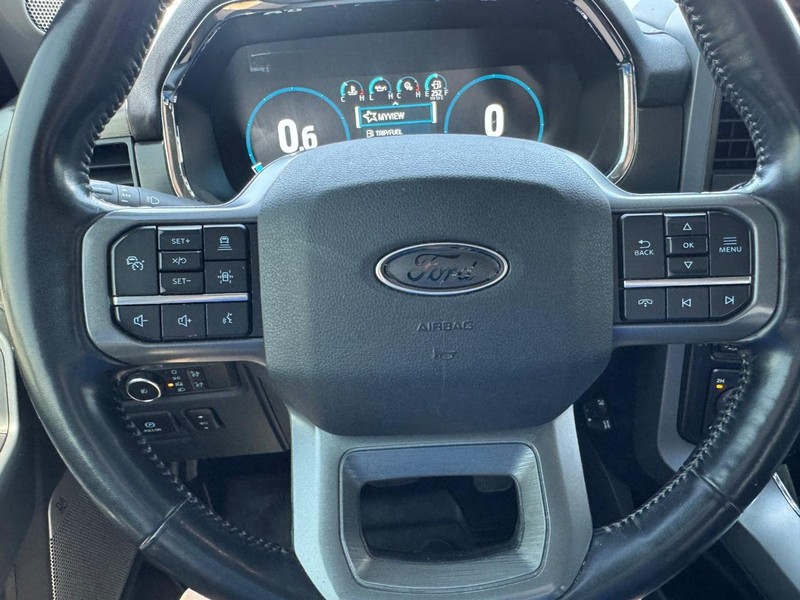 Ford F-150 Vehicle Full-screen Gallery Image 20