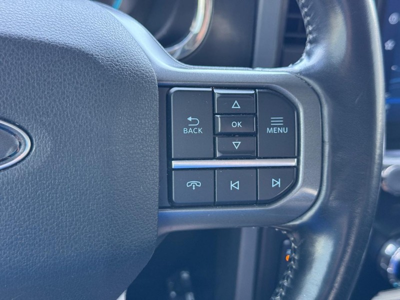 Ford F-150 Vehicle Full-screen Gallery Image 22