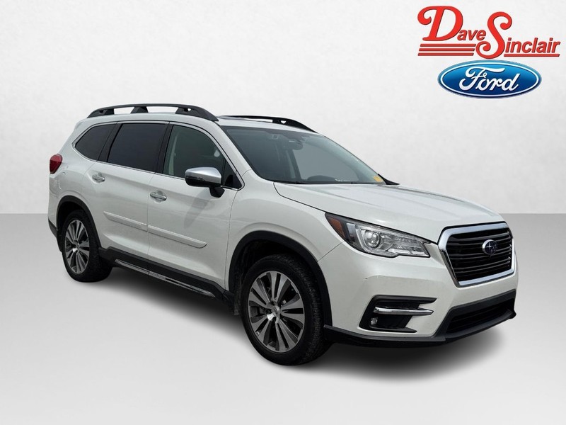 Subaru Ascent Vehicle Full-screen Gallery Image 04