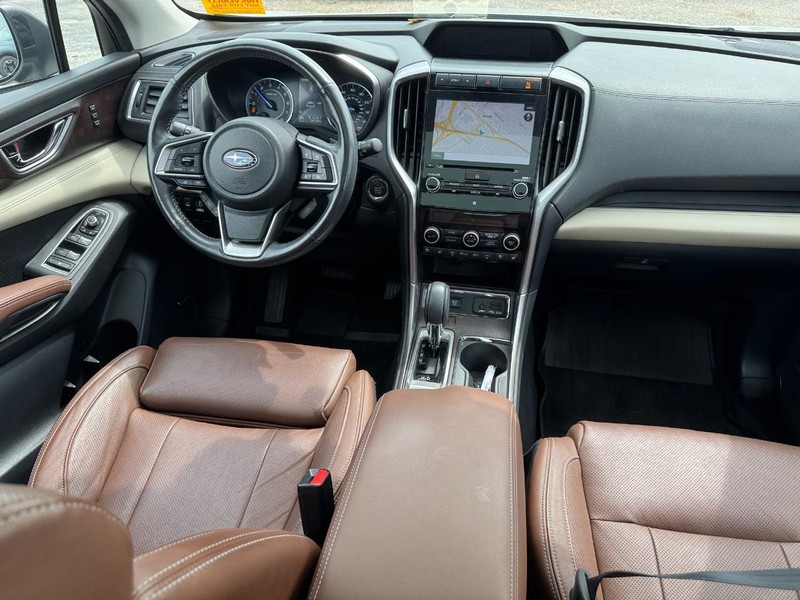 Subaru Ascent Vehicle Full-screen Gallery Image 18