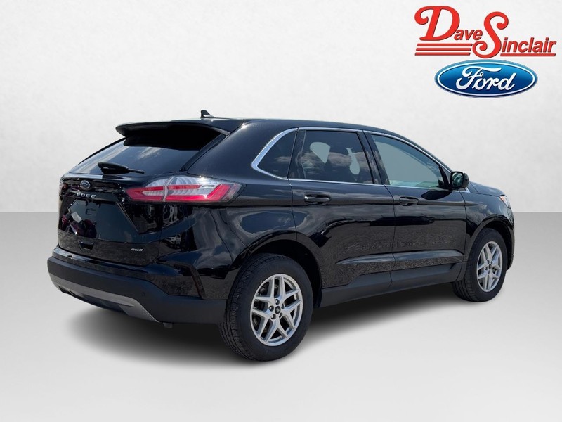 Ford Edge Vehicle Full-screen Gallery Image 07