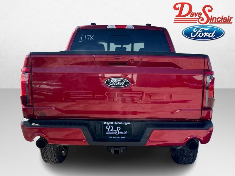 Ford F-150 Vehicle Full-screen Gallery Image 08
