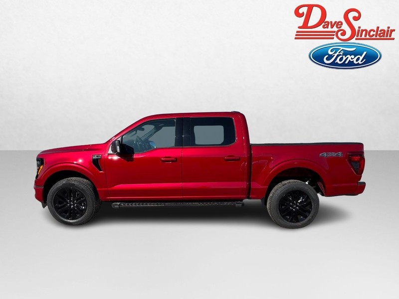 Ford F-150 Vehicle Full-screen Gallery Image 10