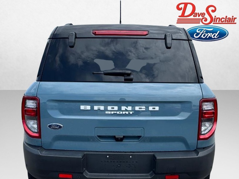 Ford Bronco Sport Vehicle Full-screen Gallery Image 08