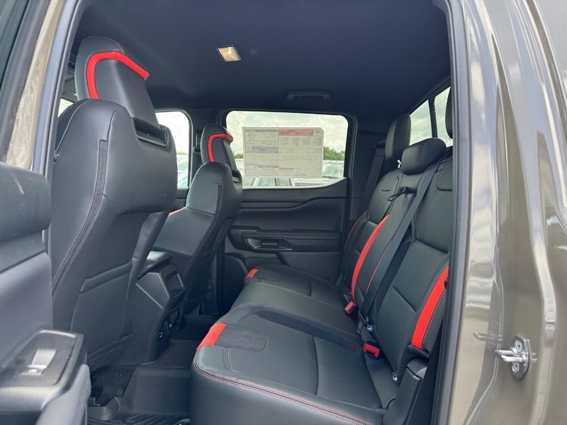 Ford Ranger Vehicle Full-screen Gallery Image 12
