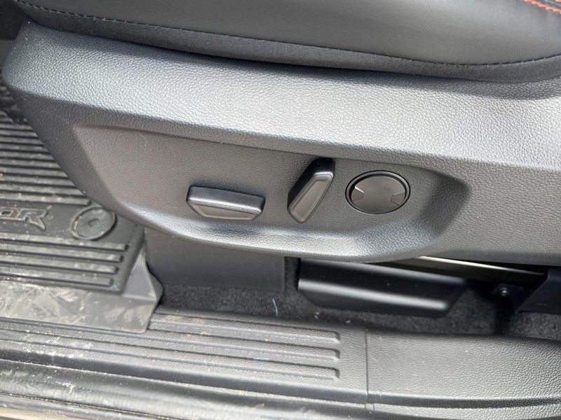 Ford Ranger Vehicle Full-screen Gallery Image 18