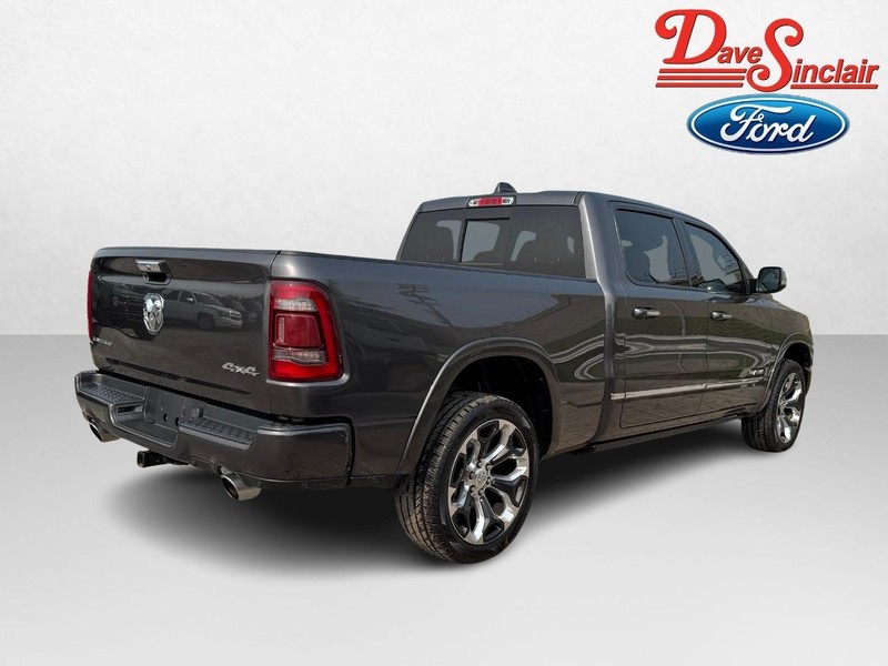 Ram 1500 Vehicle Full-screen Gallery Image 07