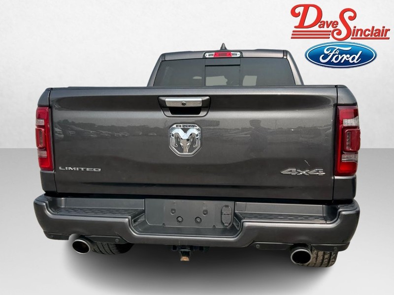 Ram 1500 Vehicle Full-screen Gallery Image 08