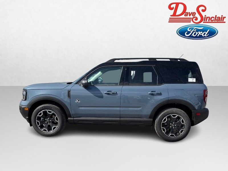 Ford Bronco Sport Vehicle Full-screen Gallery Image 10