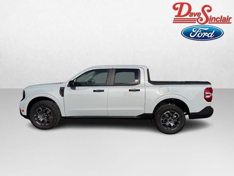 Ford Maverick Vehicle Full-screen Gallery Image 10
