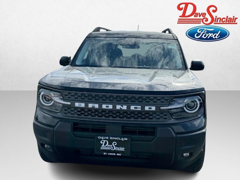 Ford Bronco Sport Vehicle Full-screen Gallery Image 02