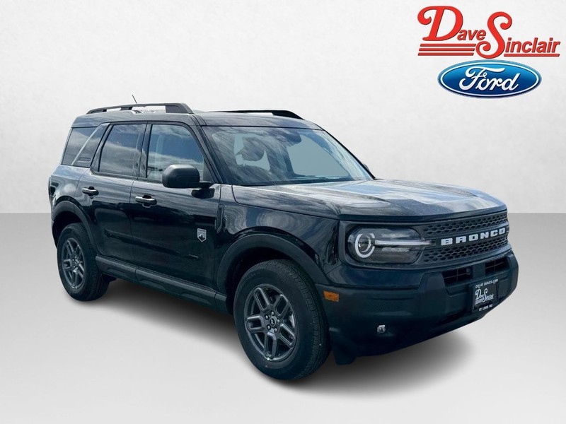 Ford Bronco Sport Vehicle Full-screen Gallery Image 04