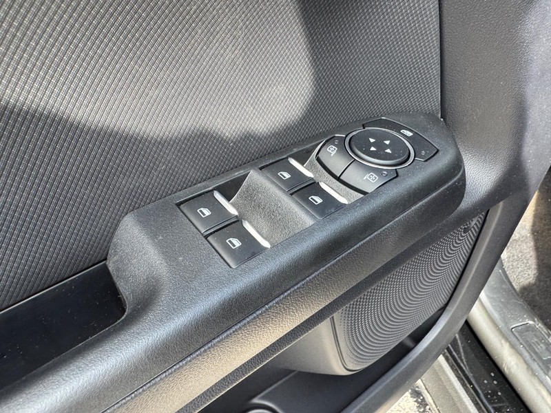 Ford Bronco Sport Vehicle Full-screen Gallery Image 19