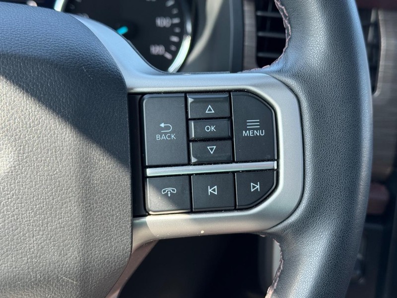 Ford Expedition Vehicle Full-screen Gallery Image 25