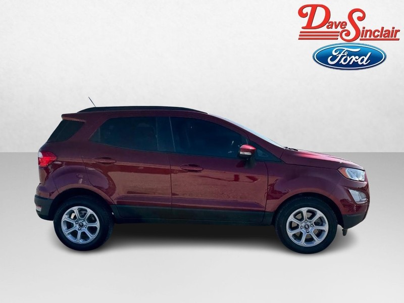 Ford EcoSport Vehicle Full-screen Gallery Image 05