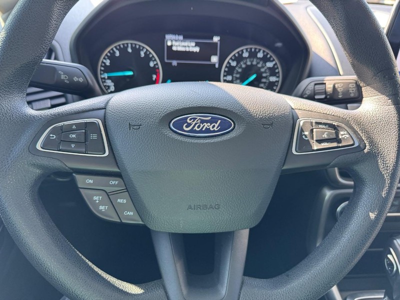 Ford EcoSport Vehicle Full-screen Gallery Image 20