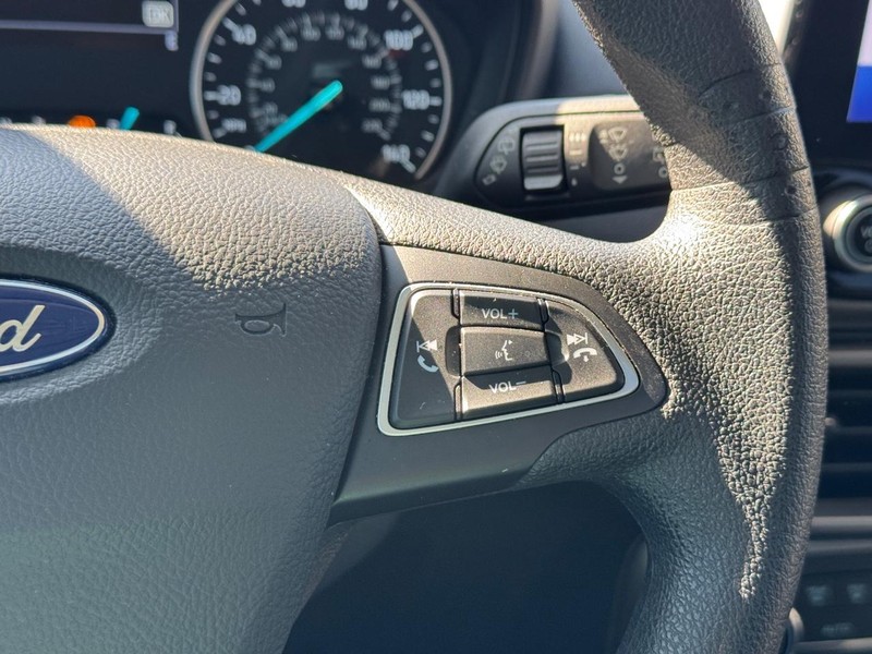Ford EcoSport Vehicle Full-screen Gallery Image 22