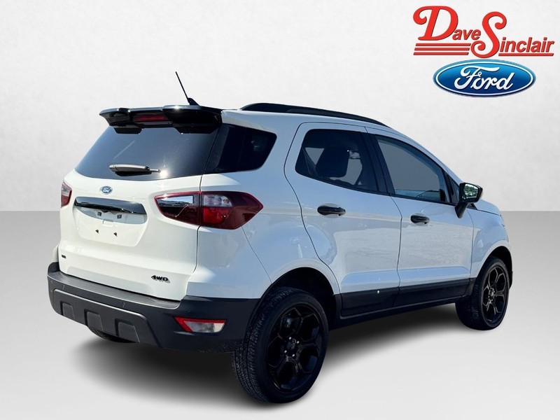 Ford EcoSport Vehicle Full-screen Gallery Image 07