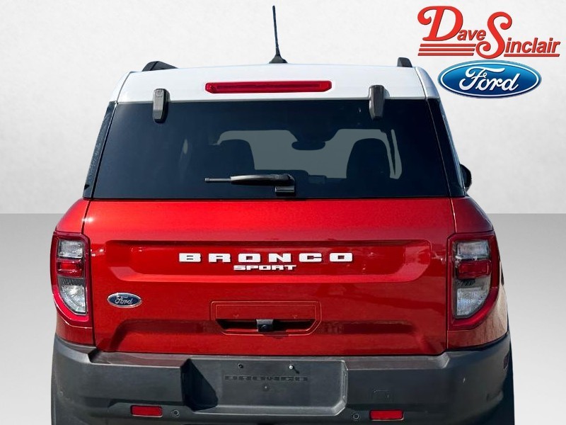 Ford Bronco Sport Vehicle Full-screen Gallery Image 08