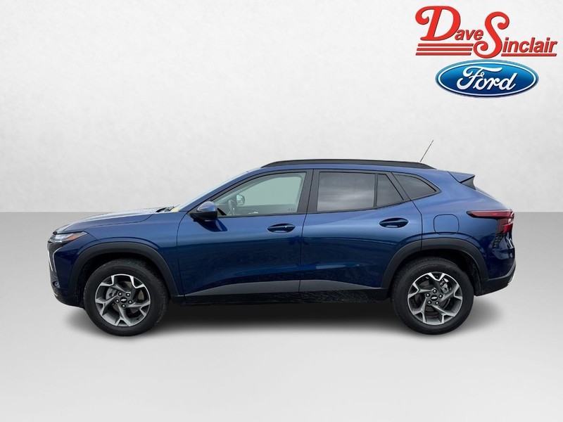 Chevrolet Trax Vehicle Full-screen Gallery Image 10