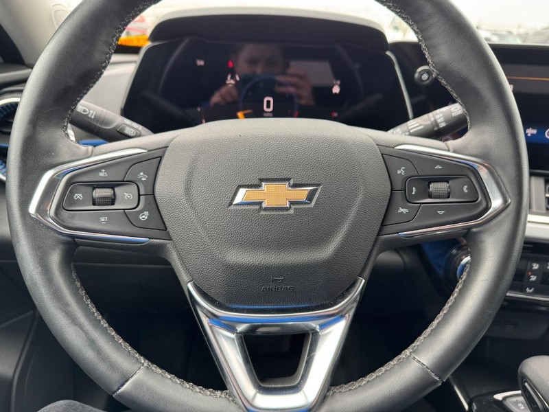 Chevrolet Trax Vehicle Full-screen Gallery Image 19