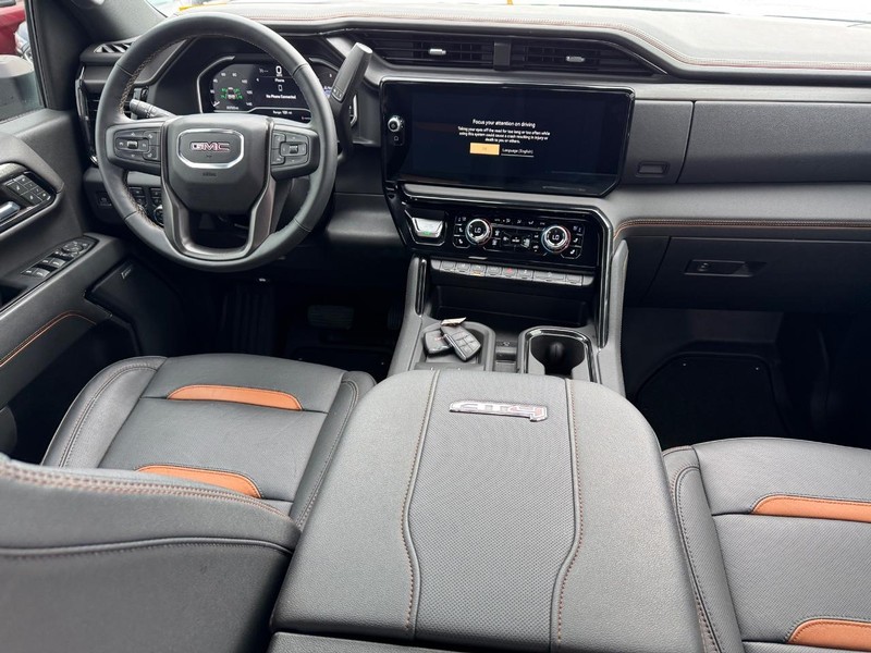 GMC Sierra 2500HD Vehicle Full-screen Gallery Image 15