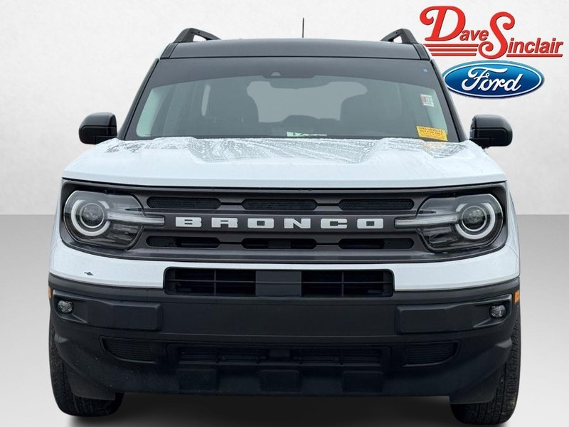 Ford Bronco Sport Vehicle Full-screen Gallery Image 02