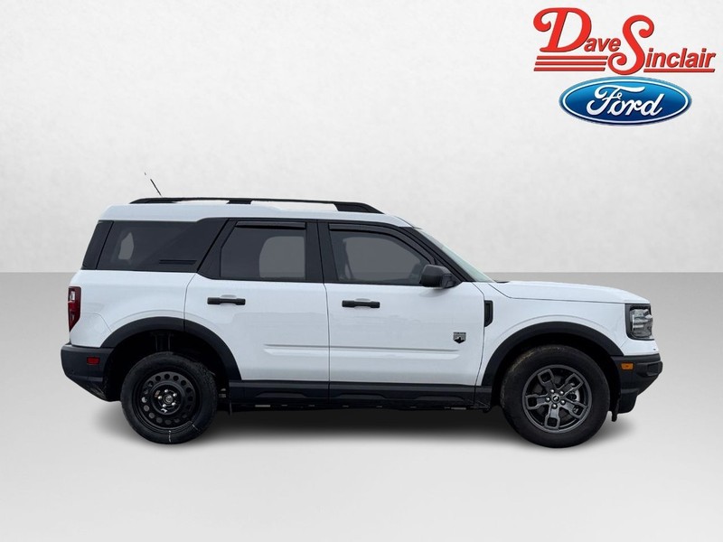 Ford Bronco Sport Vehicle Full-screen Gallery Image 05