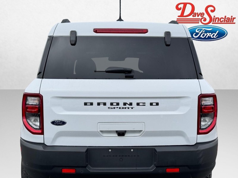 Ford Bronco Sport Vehicle Full-screen Gallery Image 08