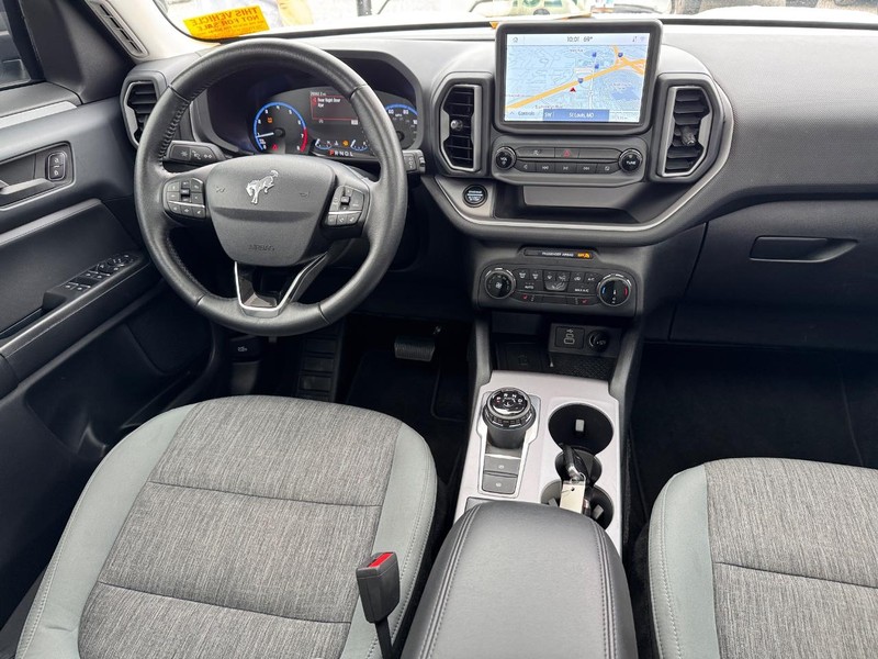 Ford Bronco Sport Vehicle Full-screen Gallery Image 16