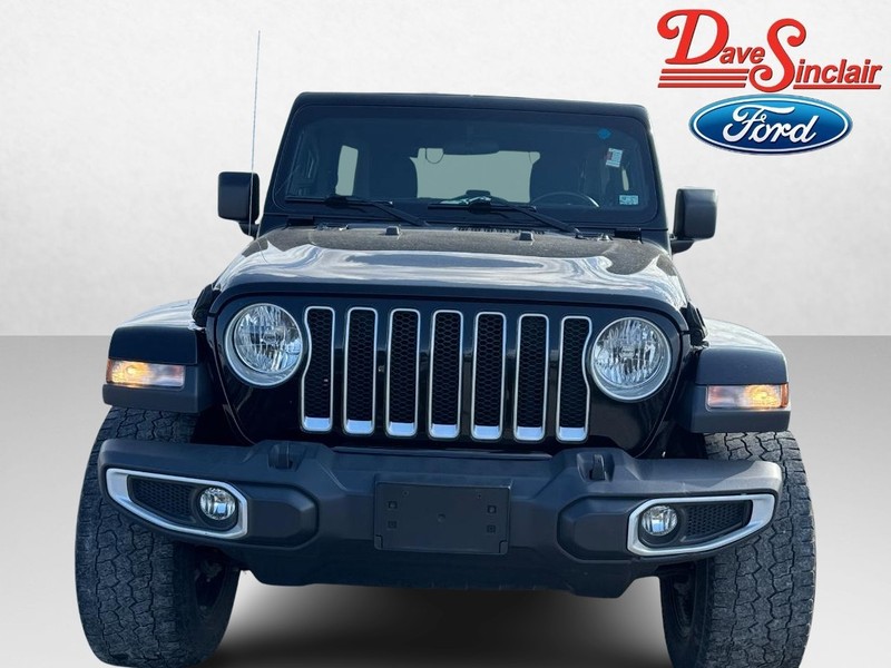 Jeep Wrangler Unlimited Vehicle Full-screen Gallery Image 02