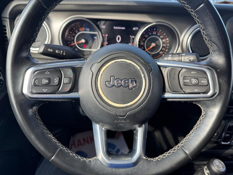 Jeep Wrangler Unlimited Vehicle Full-screen Gallery Image 19