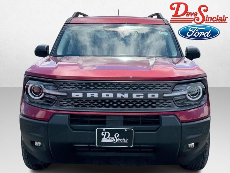Ford Bronco Sport Vehicle Full-screen Gallery Image 02