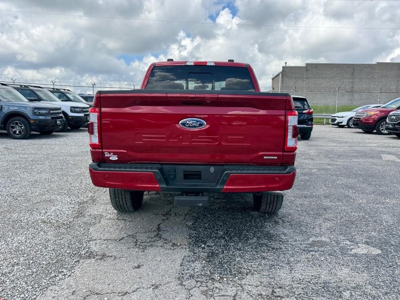 Ford F-150 Vehicle Full-screen Gallery Image 08