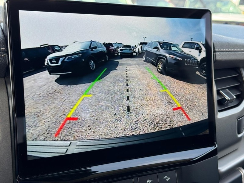 Ford Expedition Vehicle Full-screen Gallery Image 26