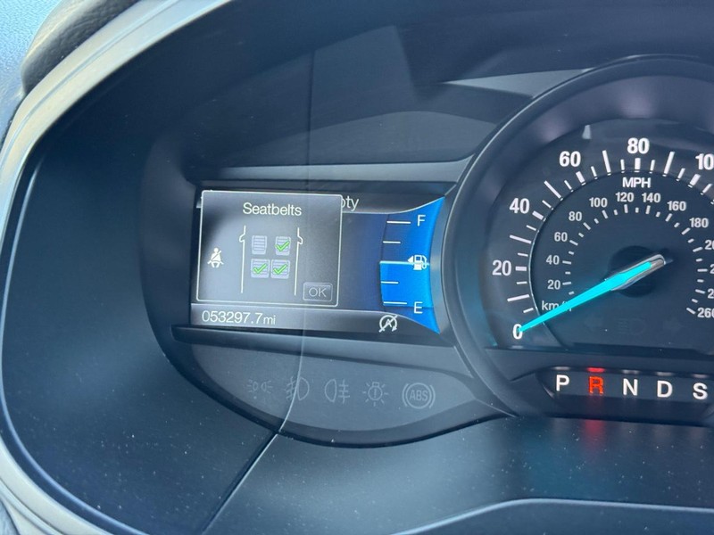 Ford Edge Vehicle Full-screen Gallery Image 25