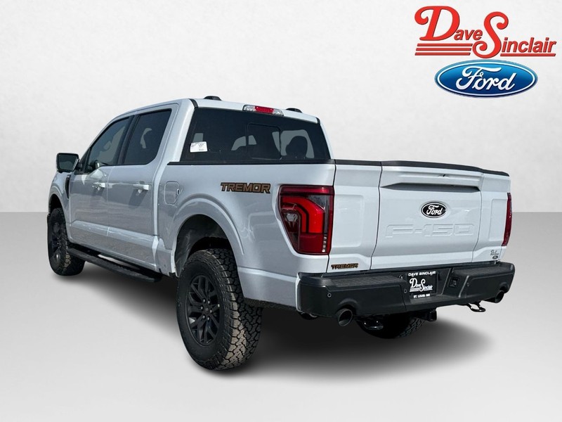 Ford F-150 Vehicle Full-screen Gallery Image 09