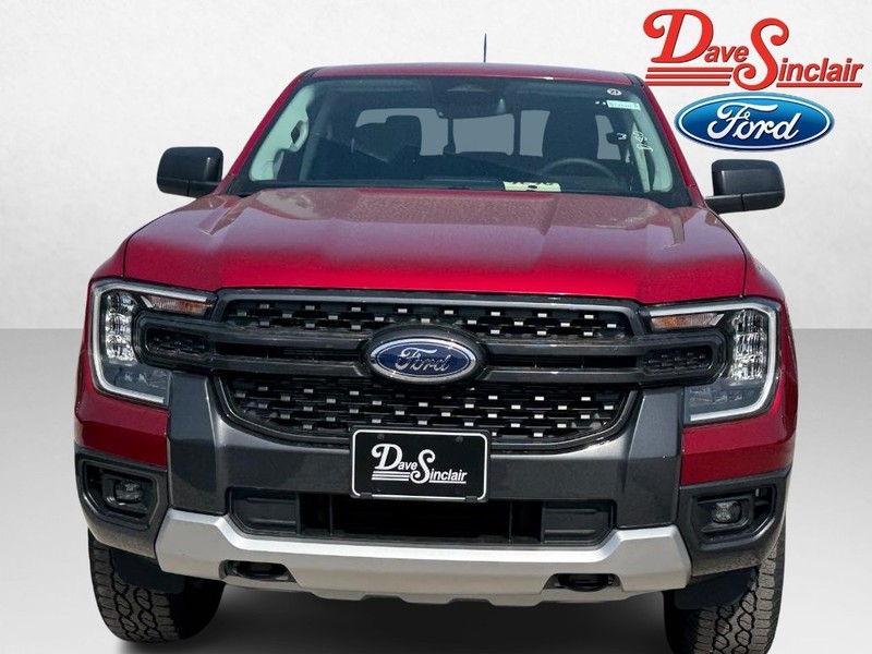 Ford Ranger Vehicle Full-screen Gallery Image 02