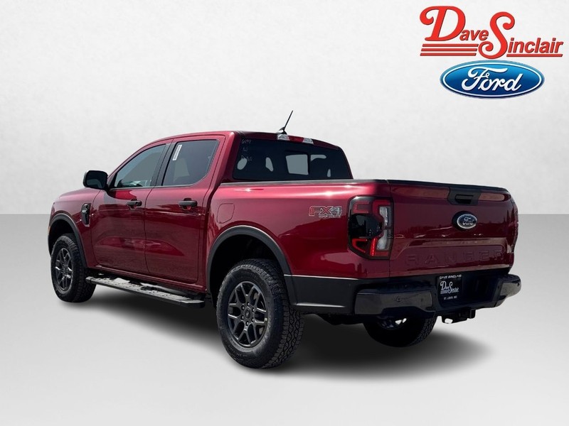 Ford Ranger Vehicle Full-screen Gallery Image 09