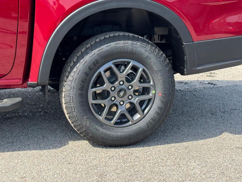 Ford Ranger Vehicle Full-screen Gallery Image 11