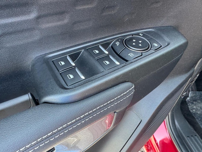 Ford Ranger Vehicle Full-screen Gallery Image 19