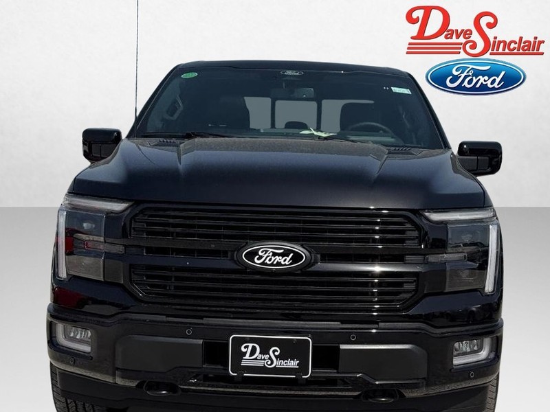 Ford F-150 Vehicle Full-screen Gallery Image 02