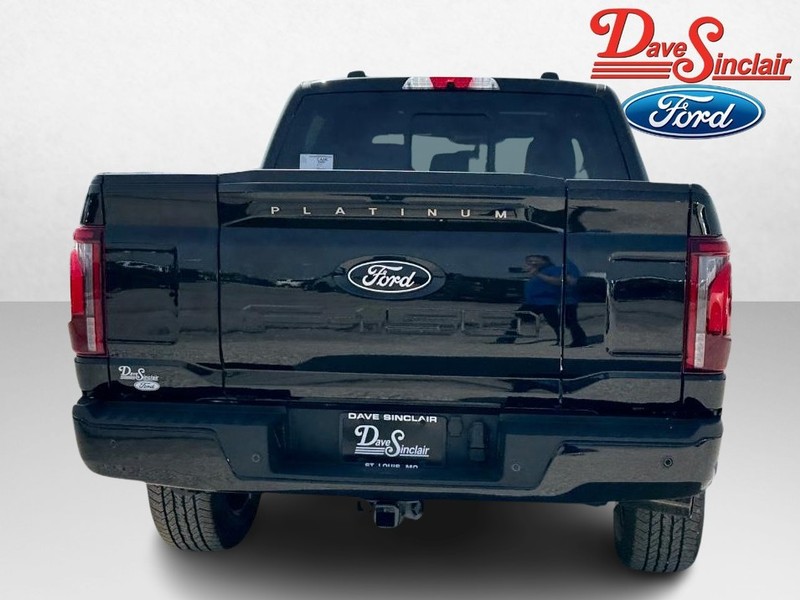 Ford F-150 Vehicle Full-screen Gallery Image 08